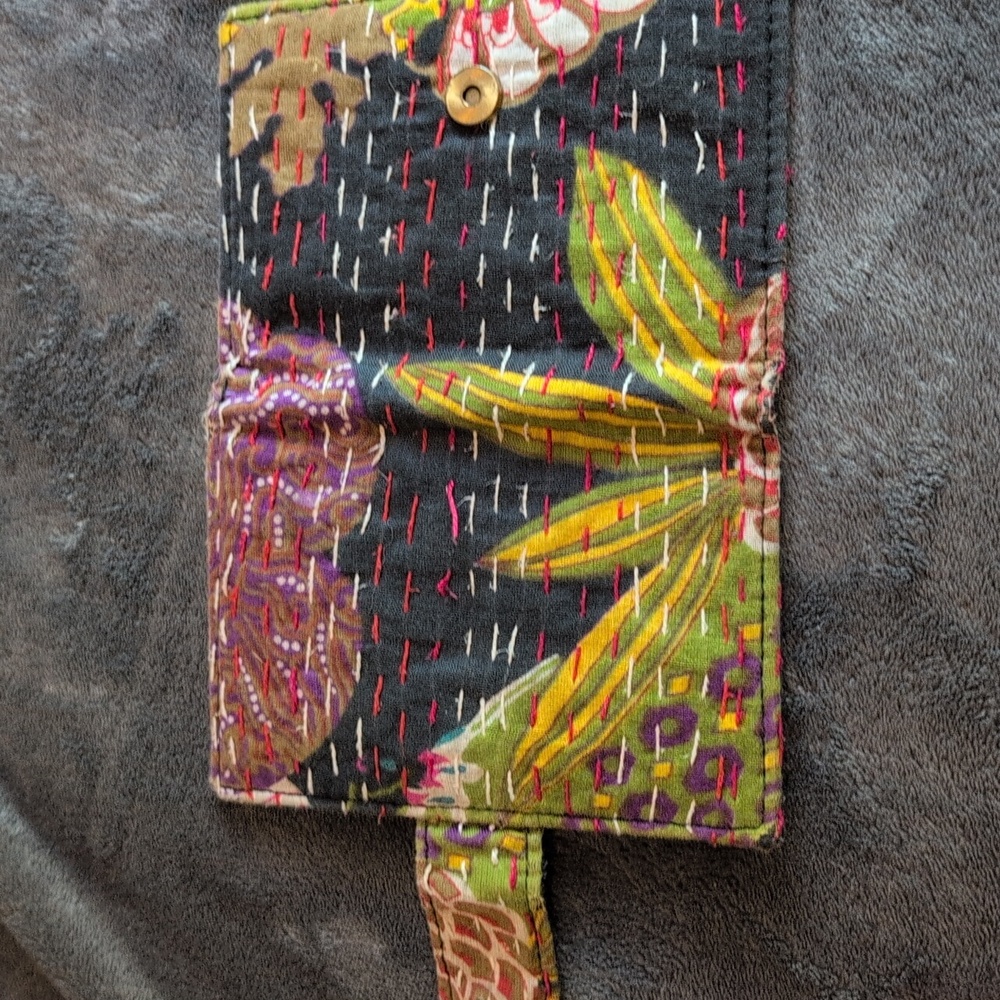 World Market Wallet - Picture 5 of 6
